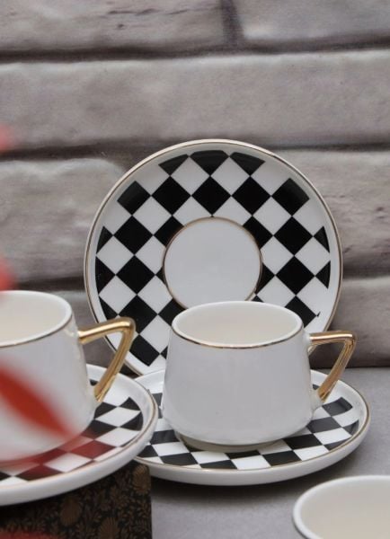 6 KİŞİLİK SİYAH DAMALI FİNCAN TAKIMI