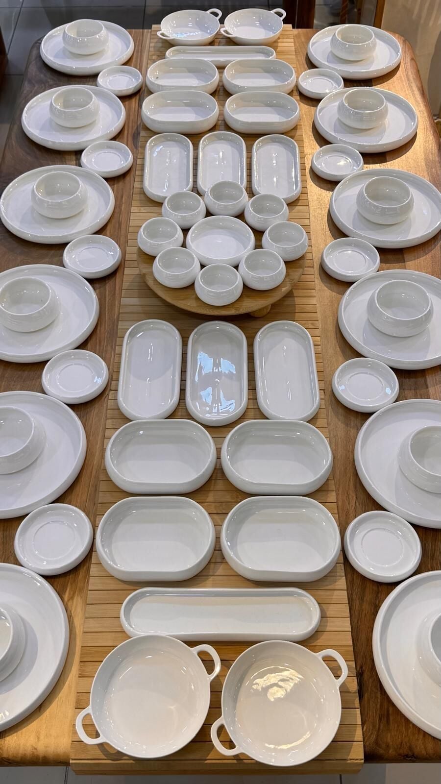 66 PARÇA VENTO PORSELEN 5 ÇAYI & KAHVALTI SET NO4 (KİŞİ ADEDİ SEÇİNİZ)