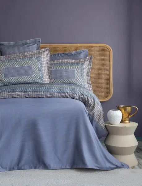 ELEGANCE SATEN ÇİFT KİŞİLİK NEVRESİM TAKIMI - REGİNA İNDİGO