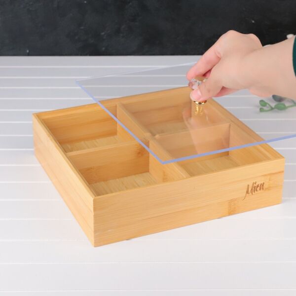 BAMBU 4 BÖLMELİ KARE, PLEKSİ KAPAKLI ÇEREZLİK (627)