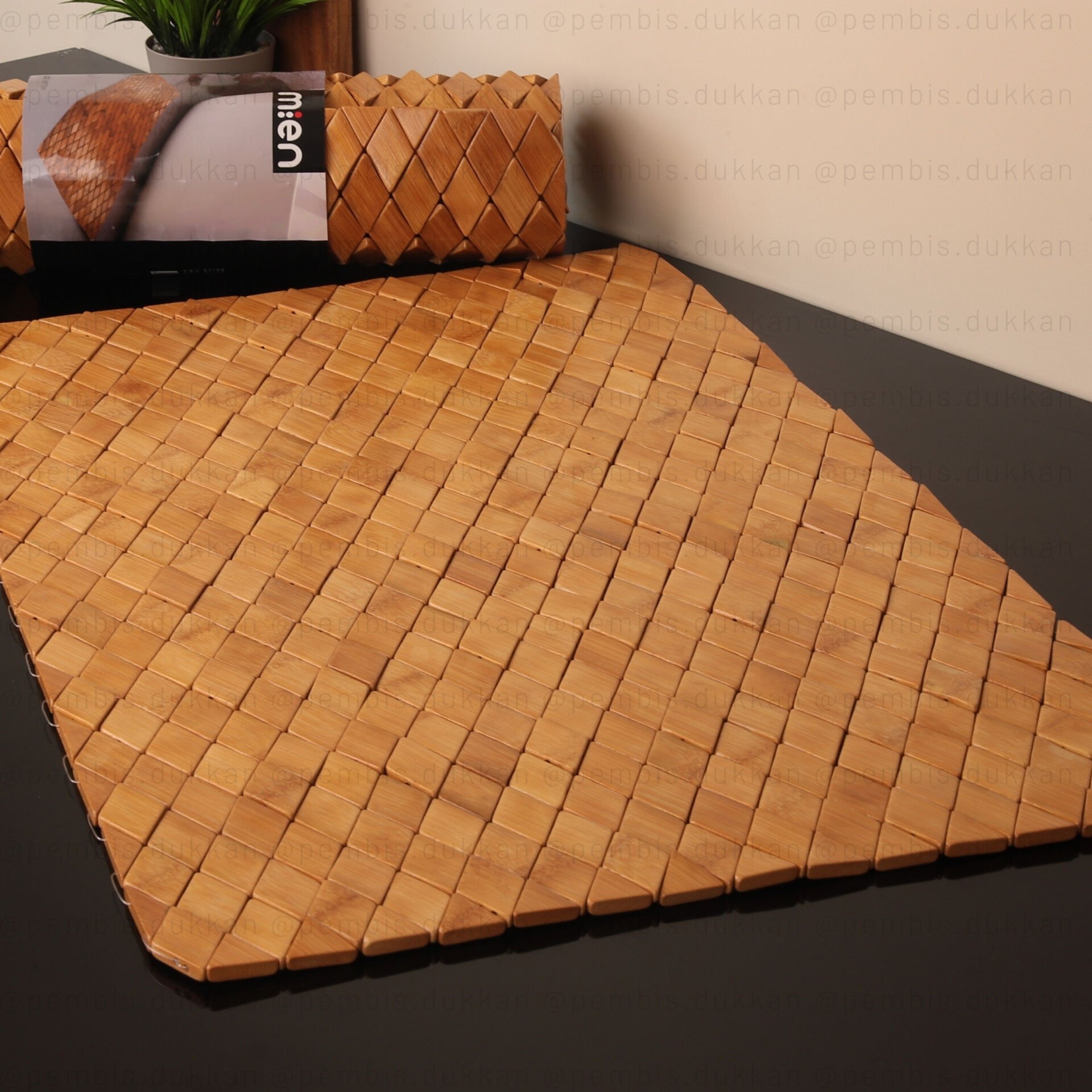 BAMBU BAKLAVA DİLİM 45x70CM BANYO YER MATI (1416)