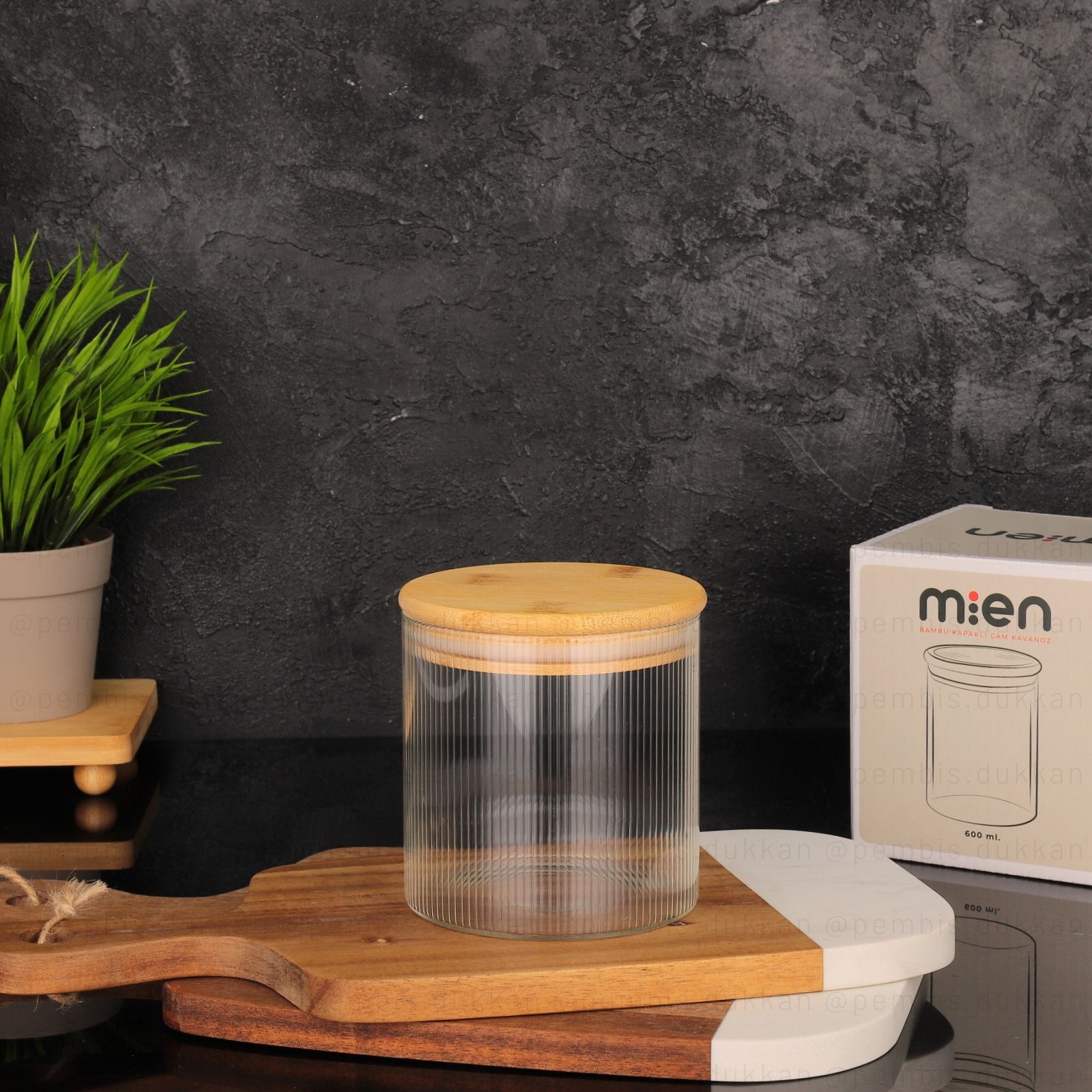 MN BAMBU KAPAKLI 600 ML YUVARLAK CAM KAVANOZ (BOR-001)