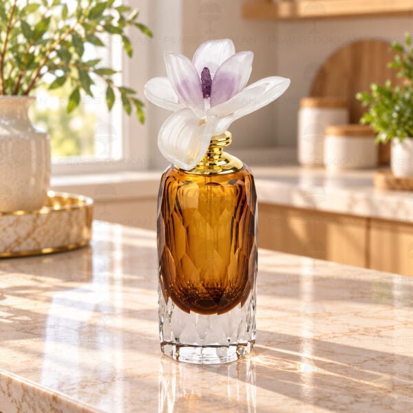 Lila Çiçek Kapaklı Amber Cam Şişe 10x19cm (P281.110847)