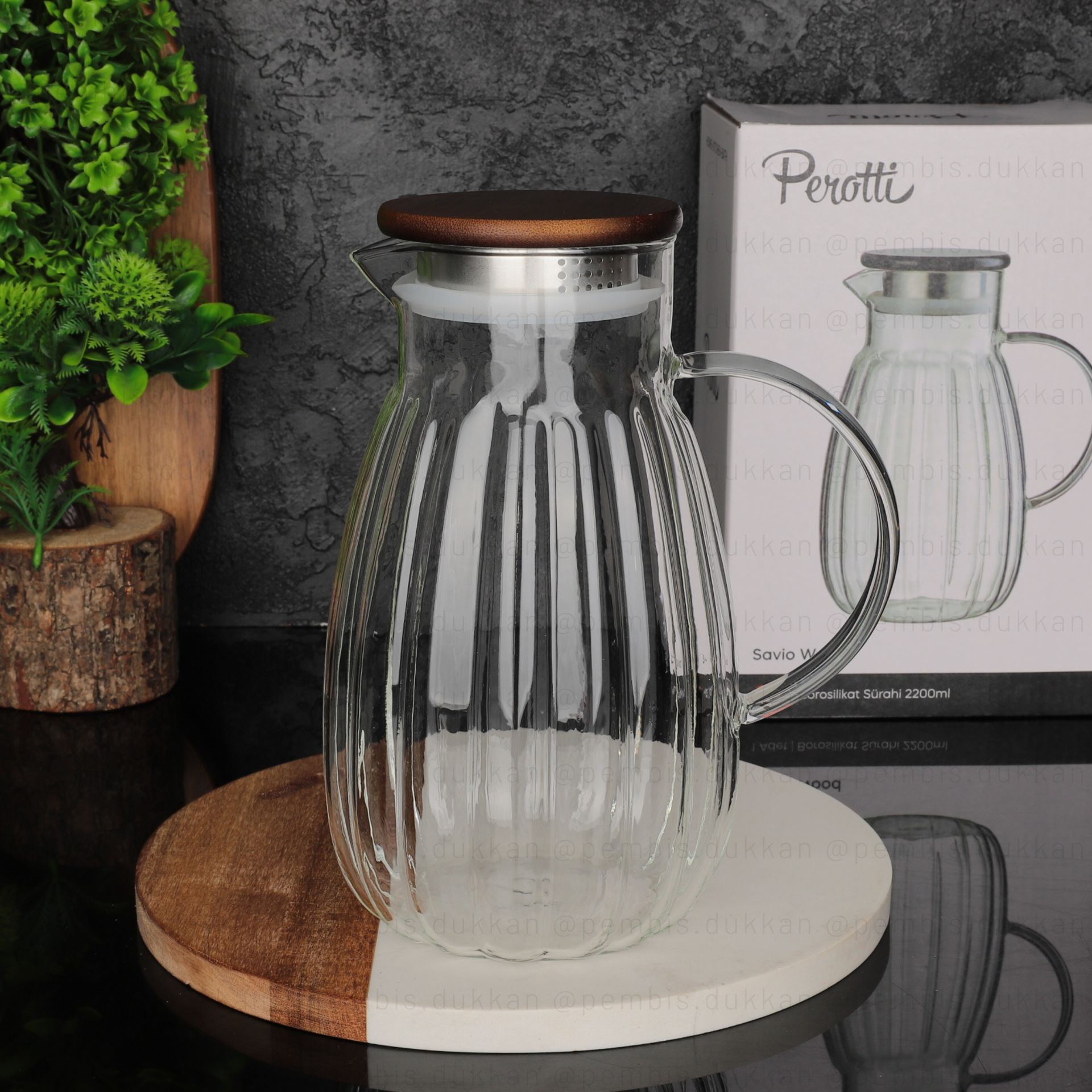 SAVİO WOOD ÇİZGİLİ BOROSİLİKAT CAM 1750 ML SÜRAHİ (16472)