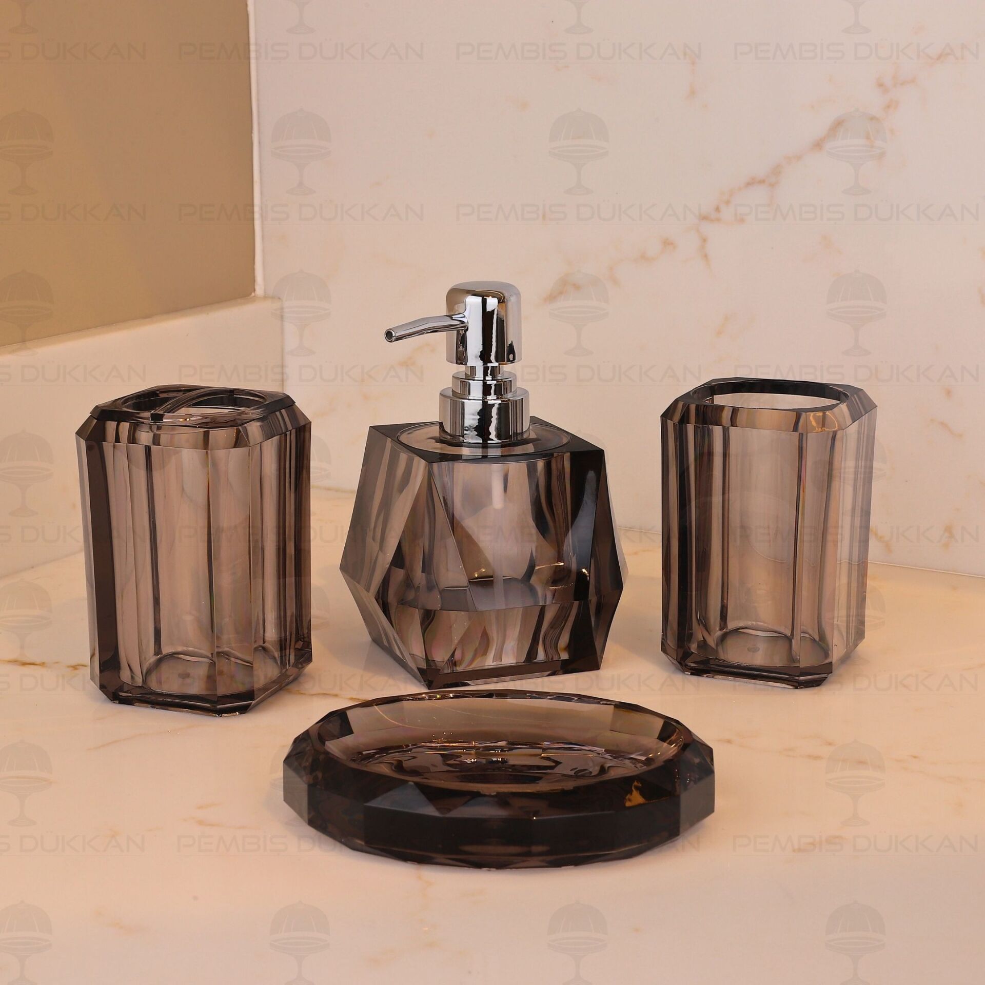 4 PARÇA PRİZMA DESEN FÜME AKRİLİK BANYO SETİ