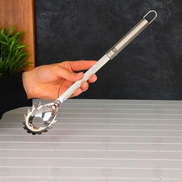 ZWILLING Pro Makarna Kepçesi | 18/10 Paslanmaz Çelik | 33 cm 37160031
