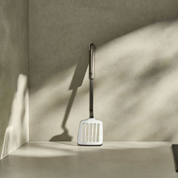 ZWILLING Pro Kızartma Spatulası | 18/10 Paslanmaz Çelik | 35 cm 37160002