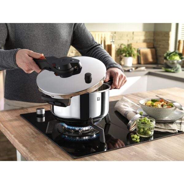 ZWILLING AIRCONTROL 4 LİTRE  Düdüklü Tencere | 18/10 Paslanmaz Çelik | 22 cm