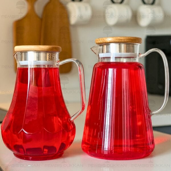 1800ML ÇİZGİLİ, AKASYA KAPAKLI BOROSİLİKAT CAM SÜRAHİ (77012)