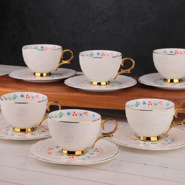 ÇİÇEKLİ KABARTMA DOKULU 6 KİŞİLİK FİNCAN TAKIMI (MN 0369)