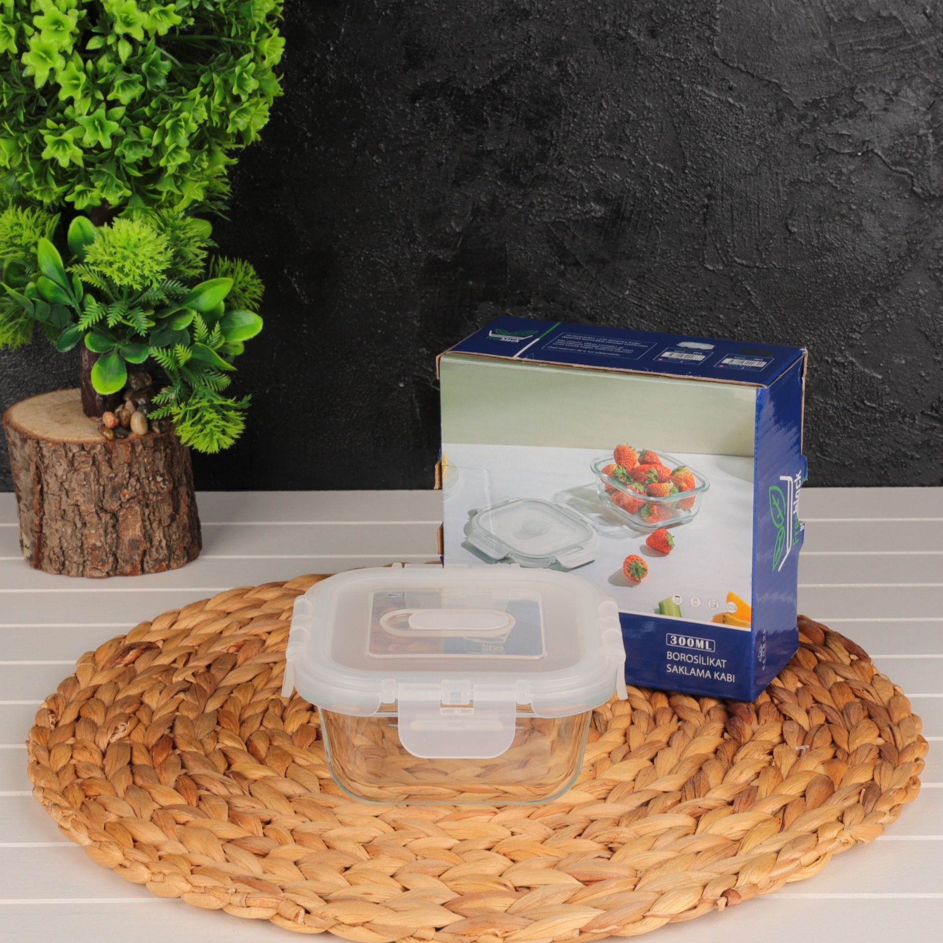 FRESHLOCK KARE 300ML VAKUMLU, KİLİTLİ CAM SAKLAMA KABI