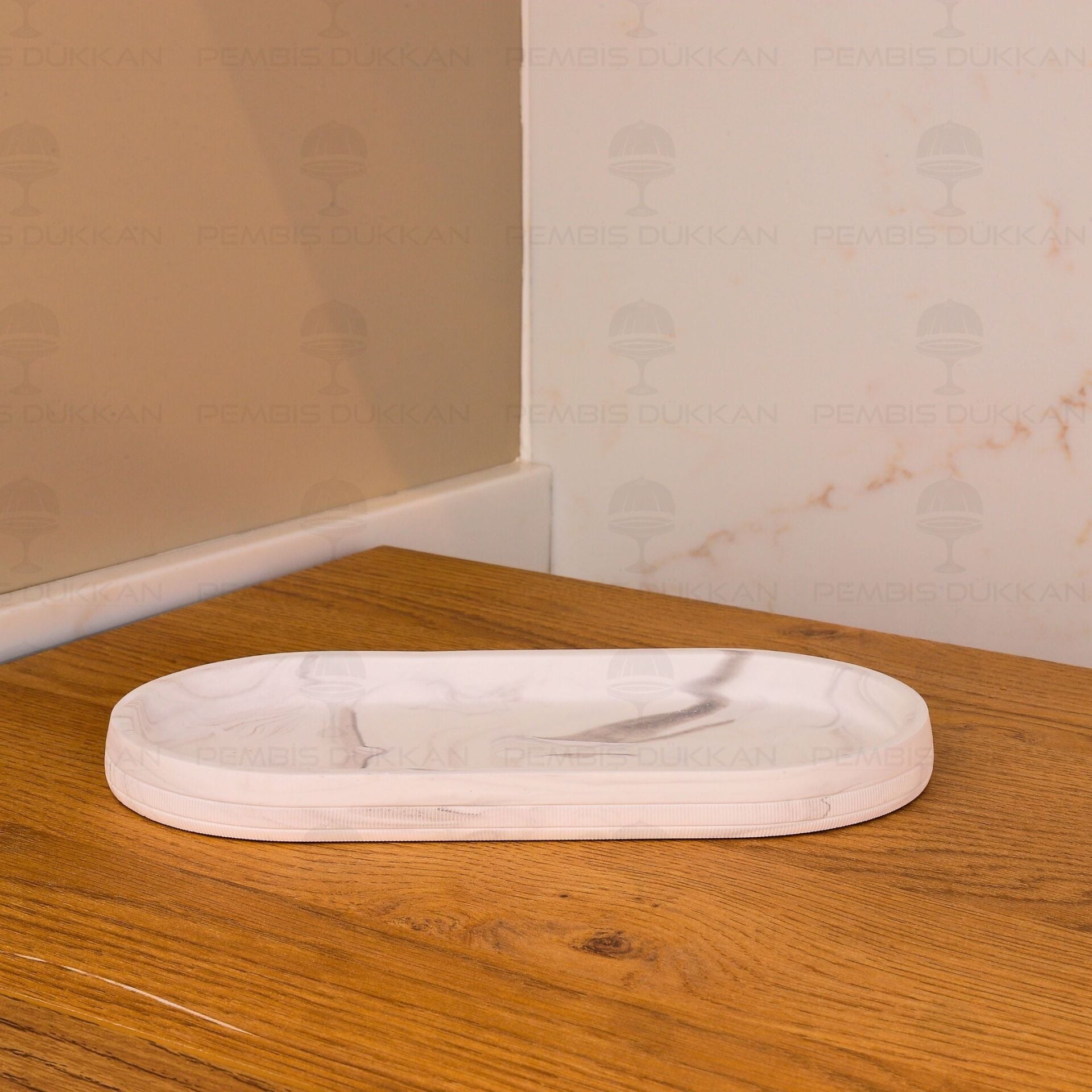 POLYRESIN OVAL STAND (56819)