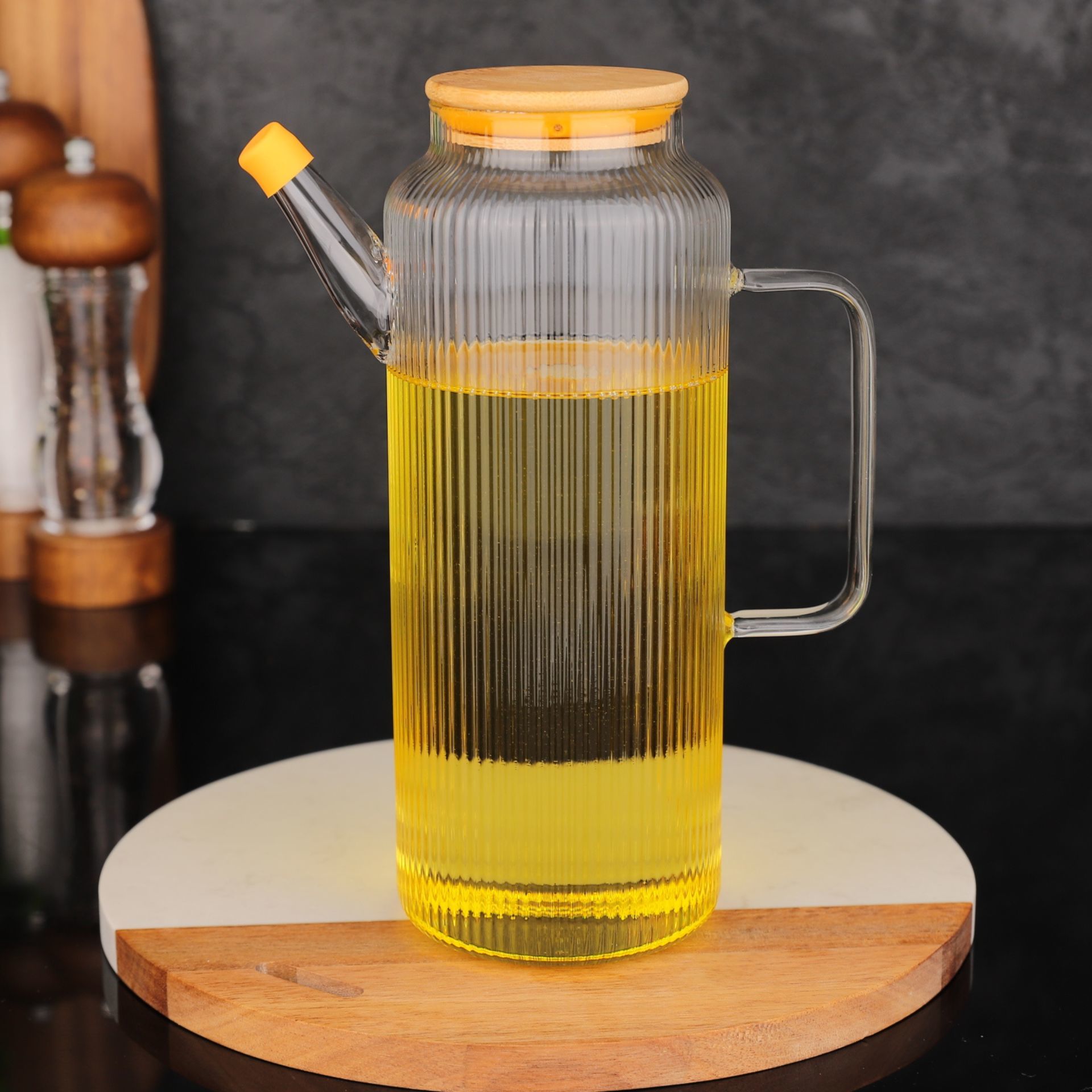1 ADET MN 1000ML BOROSİLİKAT CAM BAMBU KAPAKLI YAĞLIK (GLA-10)