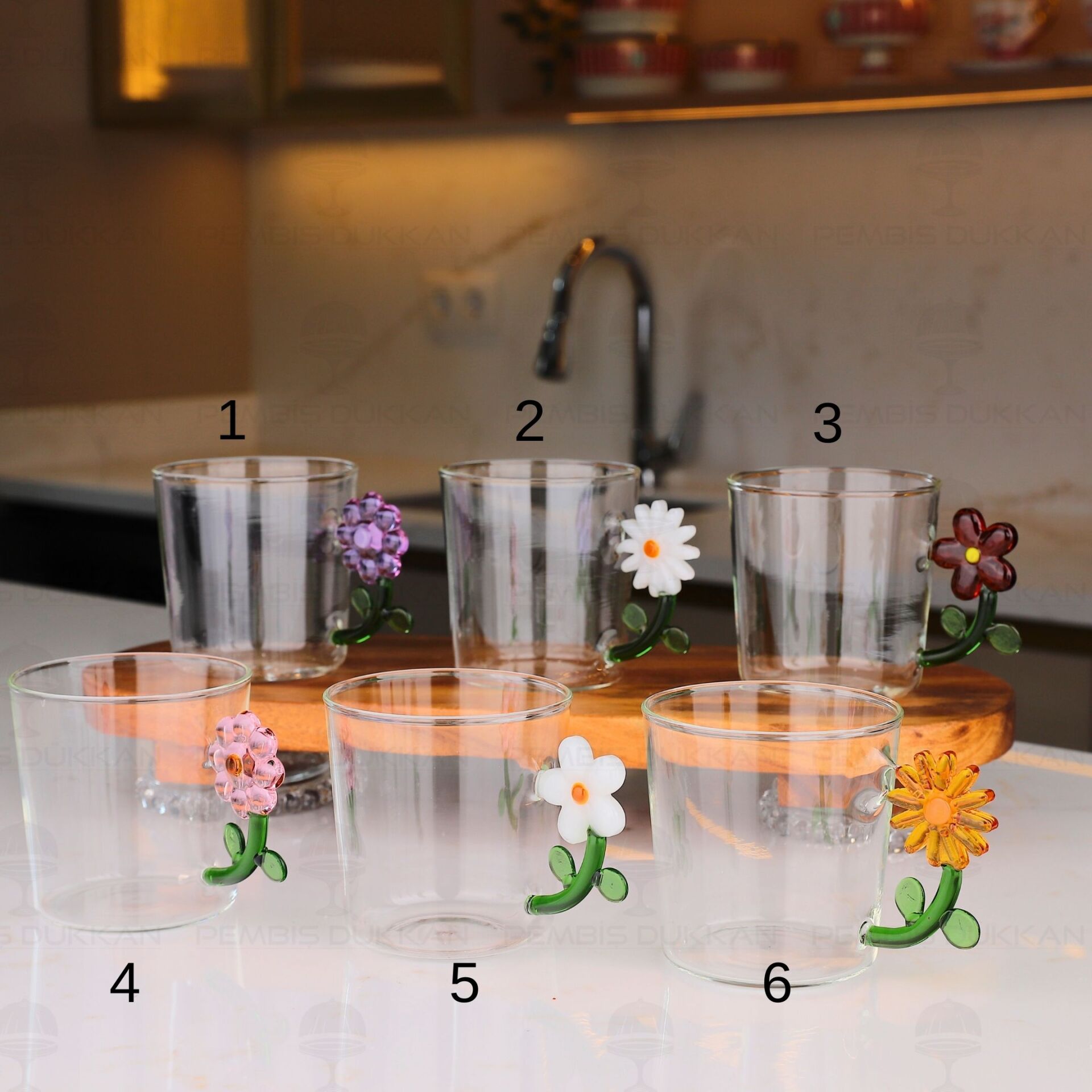 1 ADET RENKLİ ÇİÇEK KULP DETAYLI CAM KUPA (MODEL SEÇİNİZ)