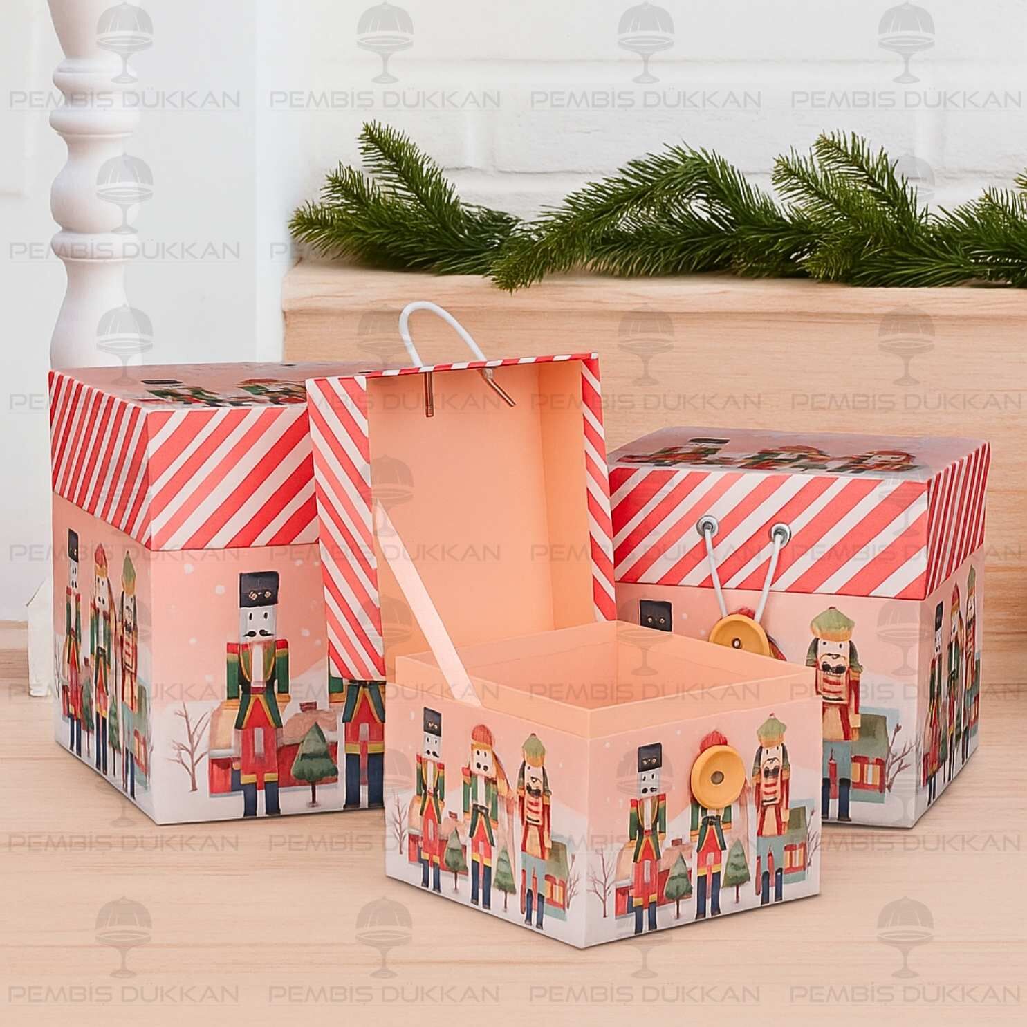 3LÜ YENİ YIL PEMBE ASKER TEMALI DEKORATİF KUTU SET