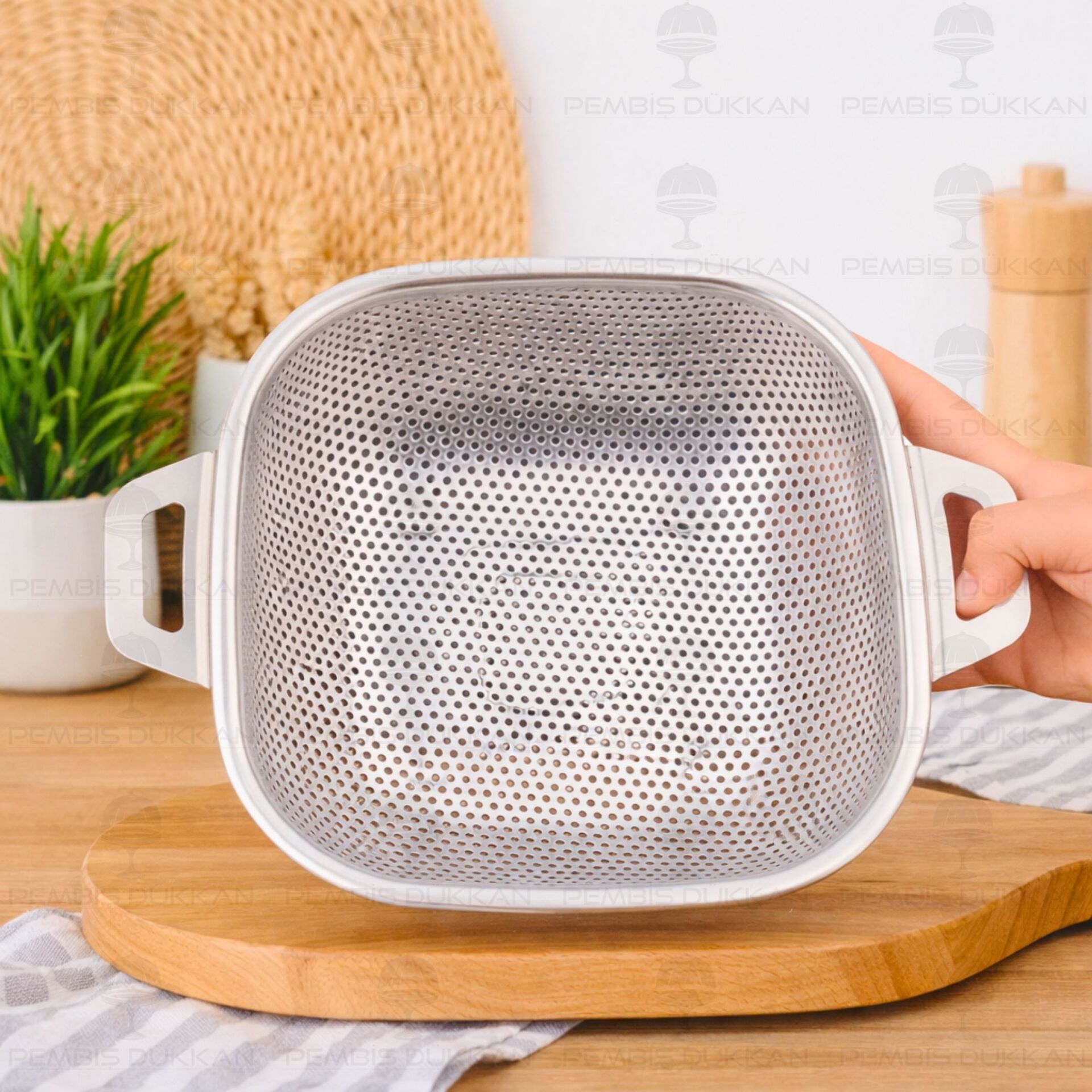 22CM KARE KULPLU, ÇELİK SÜZGEÇ (SZG363)