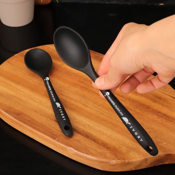 SİYAH MİNİ DERİN SİLİKON KAŞIK İVY (SL150)