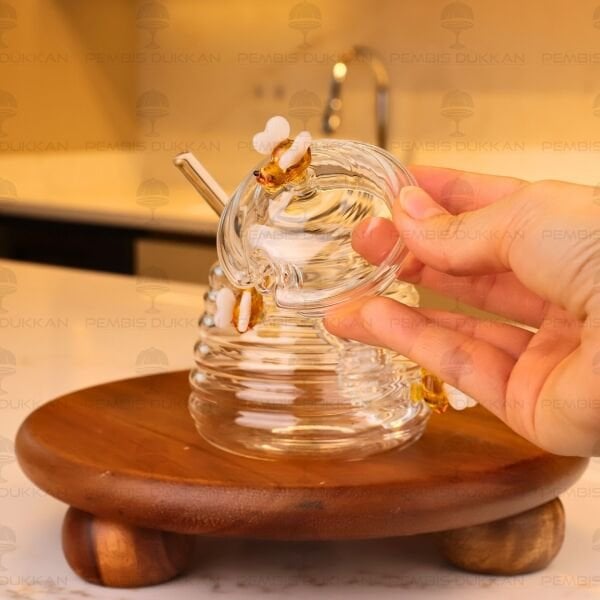 CAM ARI FİGÜRLÜ BAL KAVANOZU & BAL KAŞIĞI (1J42)