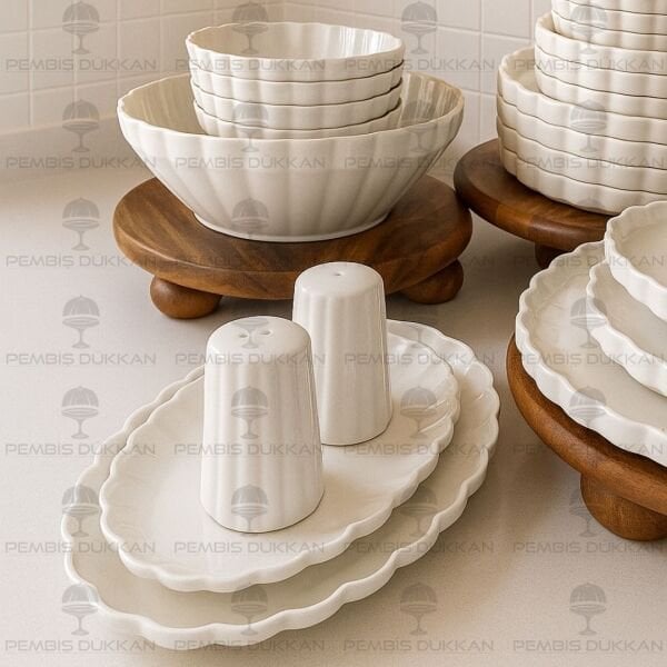 İSTİRİDYE 6 KİŞİLİK 29 PARÇA BEYAZ PORSELEN YEMEK TAKIMI