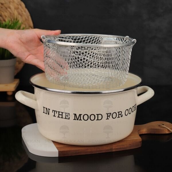 22CM EMAYE KIZARTMA TENCERESİ (1018B)