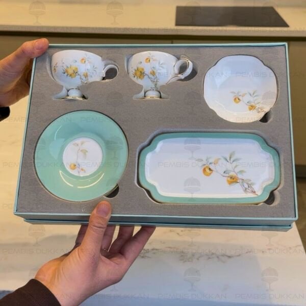 YEŞİL ROYAL CHARME-VERONICA 2 KİŞİLİK SUNUMLUKLU KAHVE FİNCAN TAKIMI (ROY-0099)