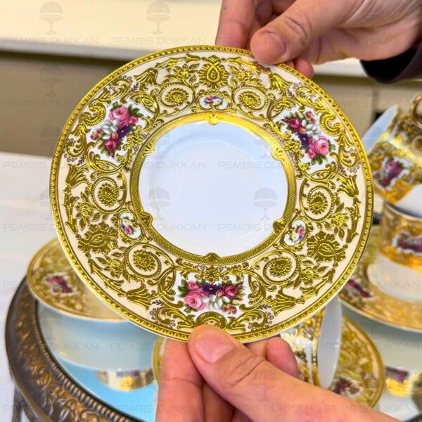 ROYAL CHARME-VOYAGE 24 K. ALTIN 6 KİŞİLİK KAHVE FİNCAN TAKIMI (ROY-0020)