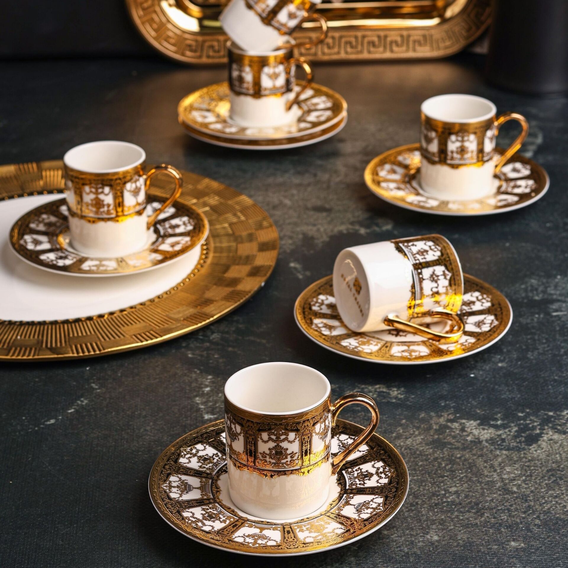 ROYAL CHARME-WINDSOR 24 K. ALTIN 6 KİŞİLİK KAHVE FİNCAN TAKIMI (ROY-0021)