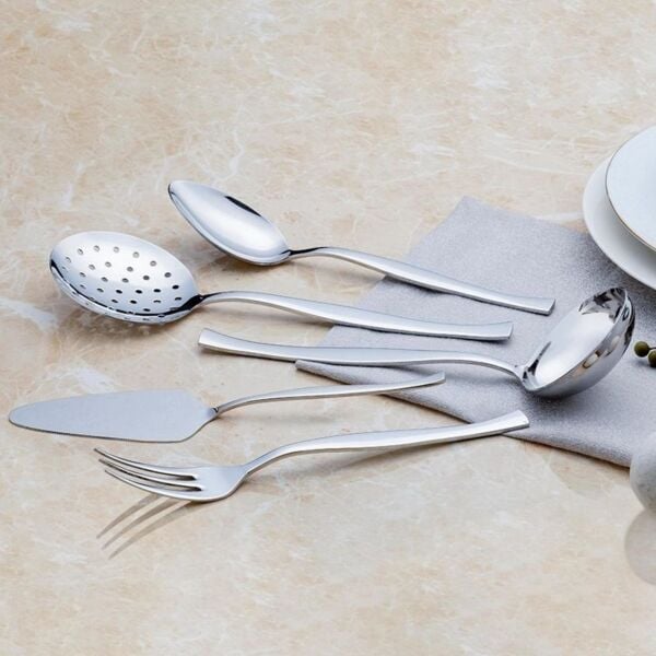 NEHİR ZARİF SADE 5 PARÇA PASLANMAZ ÇELİK, KEPÇE KAŞIK KEVGİR SERVİS TAKIMI