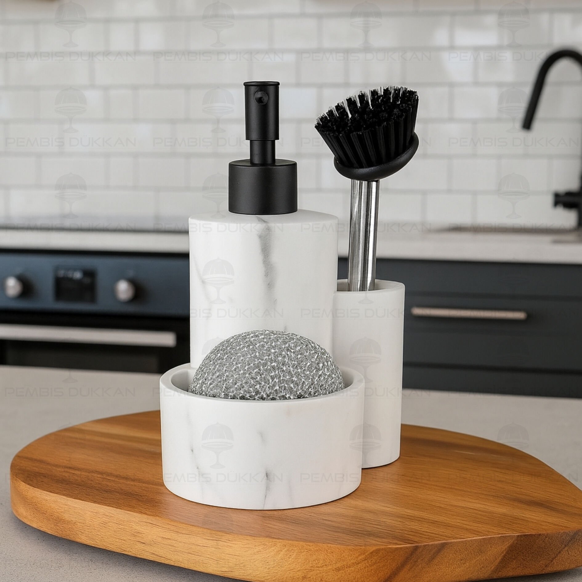 BEYAZ PİNGU SÜNGERLİK HAZNELİ, FIRÇALI POLYRESİN SABUNLUK (56816)