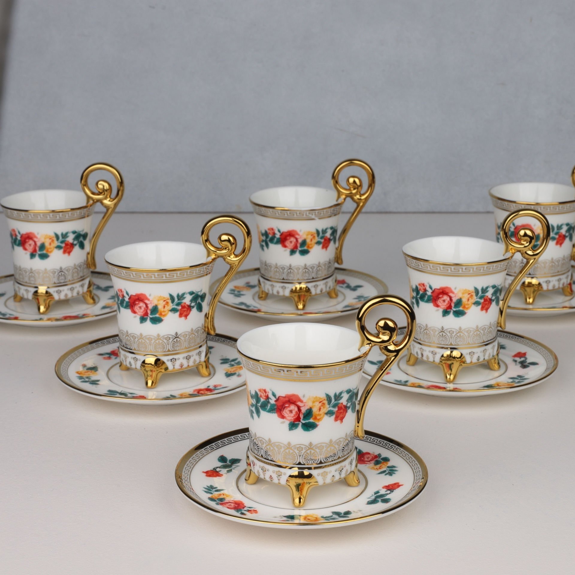 6 KİŞİLİK AYAKLI LUCİA FİNCAN TAKIMI