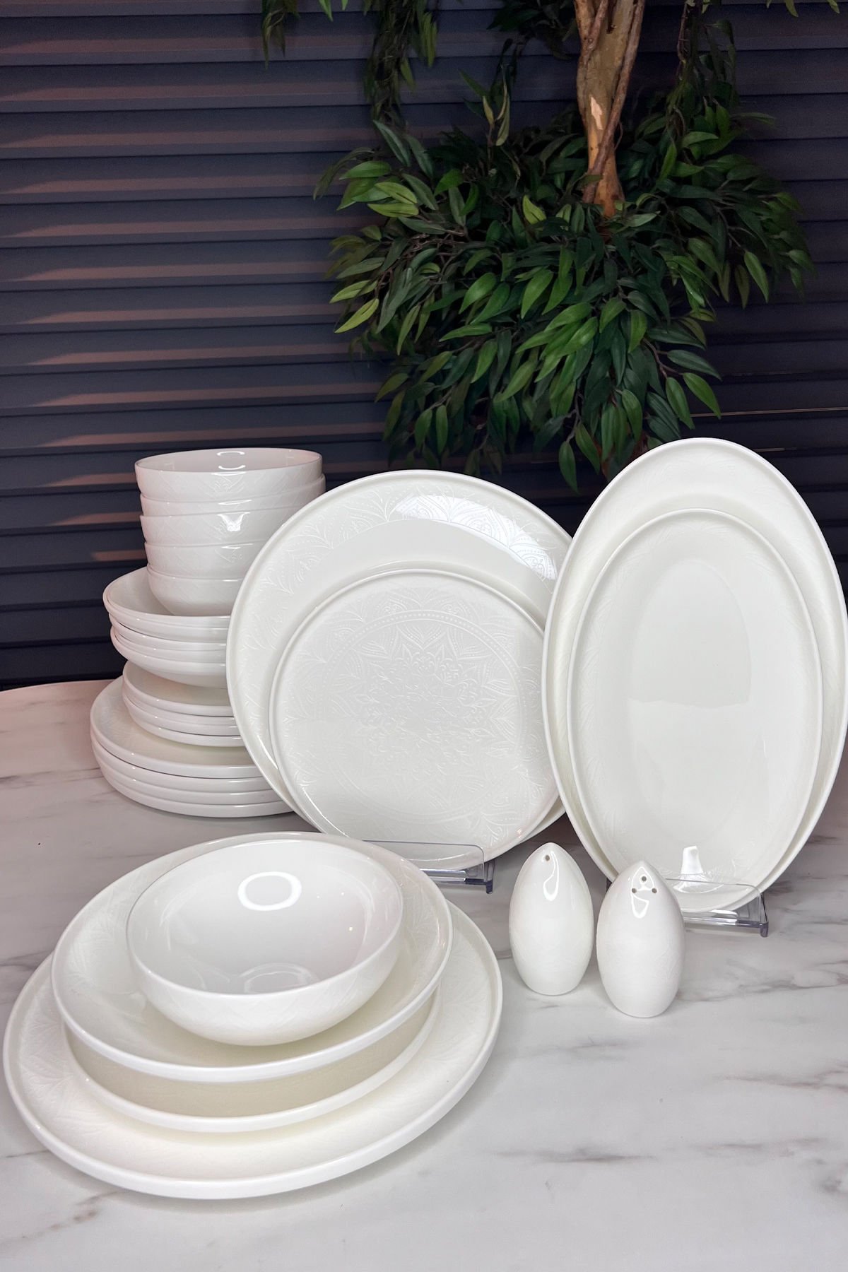 6 KİŞİLİK 28 PARÇA ELEGANS SADE YEMEK TAKIMI