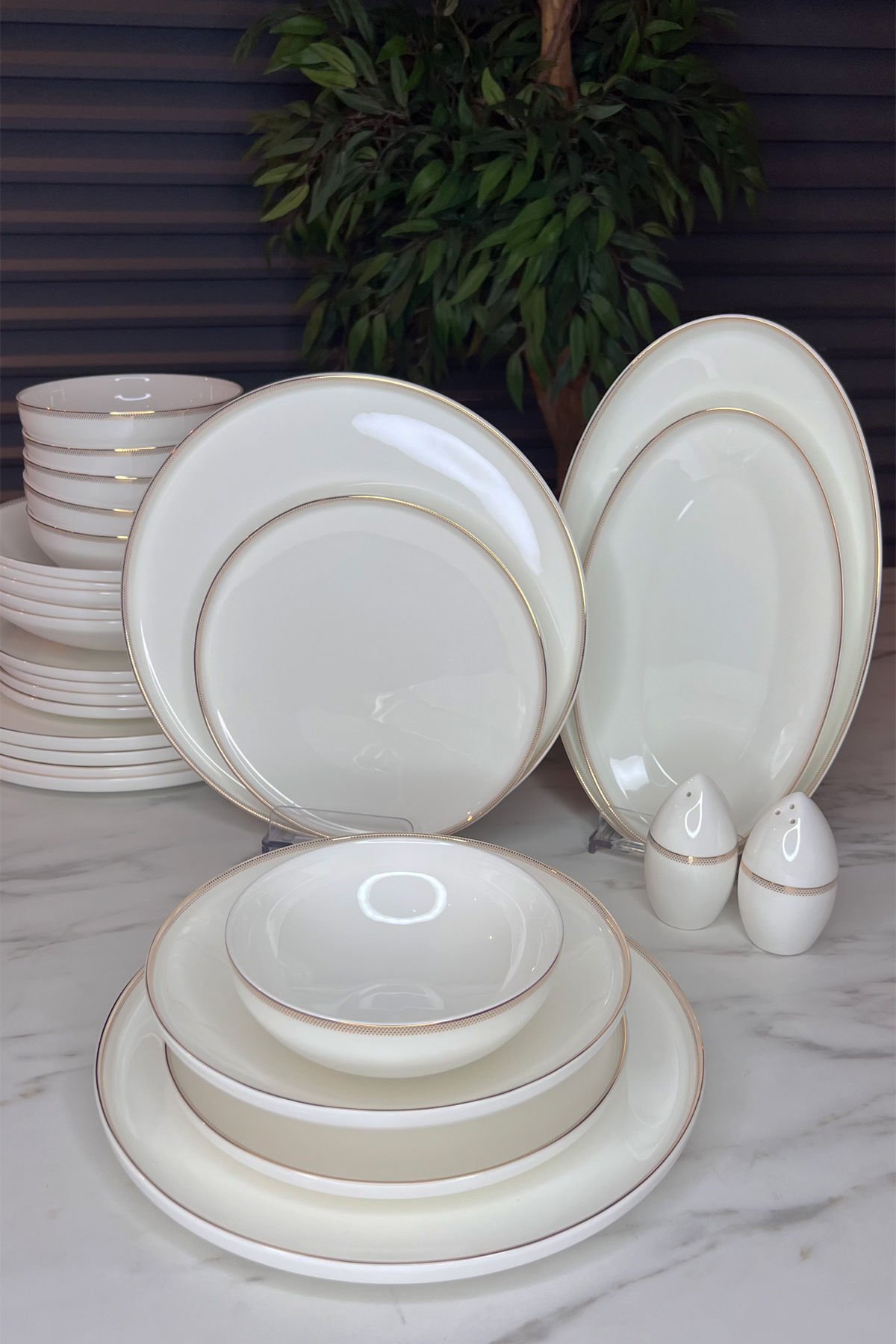 PERA 6 KİŞİLİK 28 PARÇA YEMEK TAKIMI