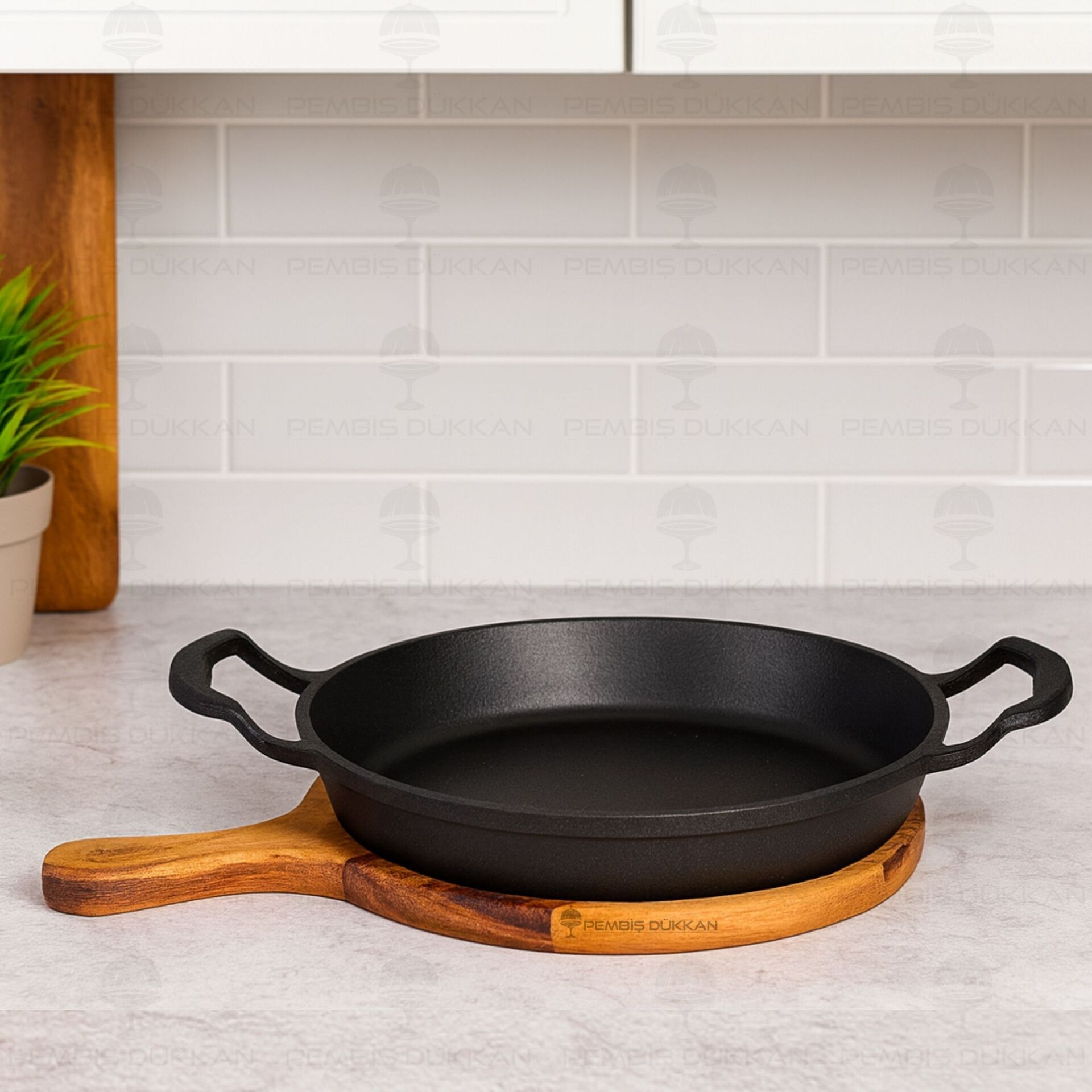 BRİONİ DİAMOND 22 CM AHŞAP ALTLIKLI SAHAN