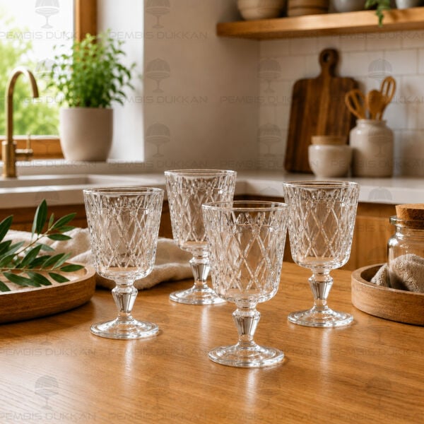 Leafy 4lü Ayaklı Kısa Kadeh Seti