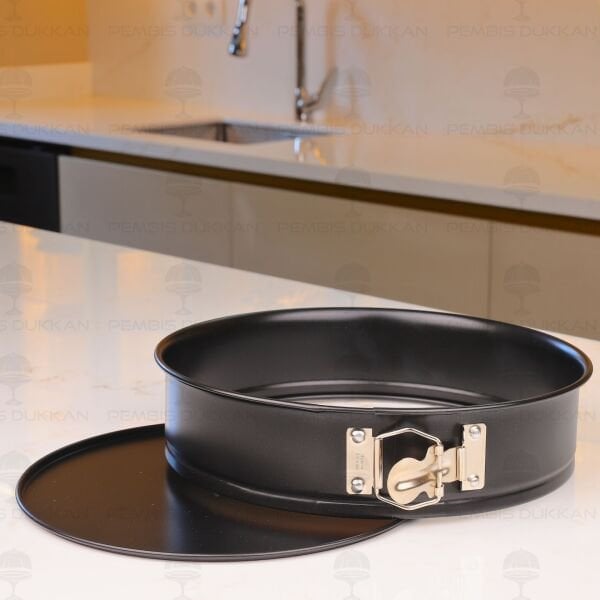 KAİSER KELEPÇELİ KEK KALIBI 26CM