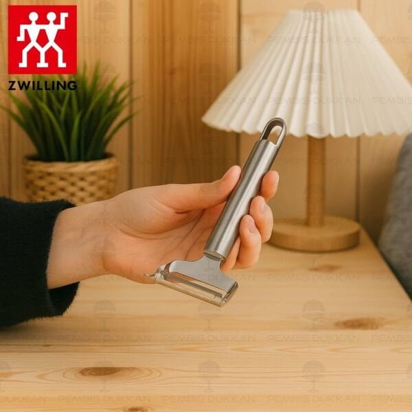 ZWILLING Pro Oynar Başlı Soyucu | 18/10 Paslanmaz Çelik | 17 cm 371600080