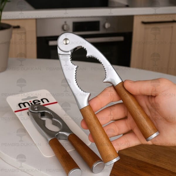 1 ADET MN PRATEG AHŞAP SAPLI CEVİZ&FINDIK KIRACAK (1510)