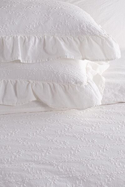 RESİTAL ÇİFT KİŞİLİK BRODELİ NEVRESİM TAKIMI - BEYAZ