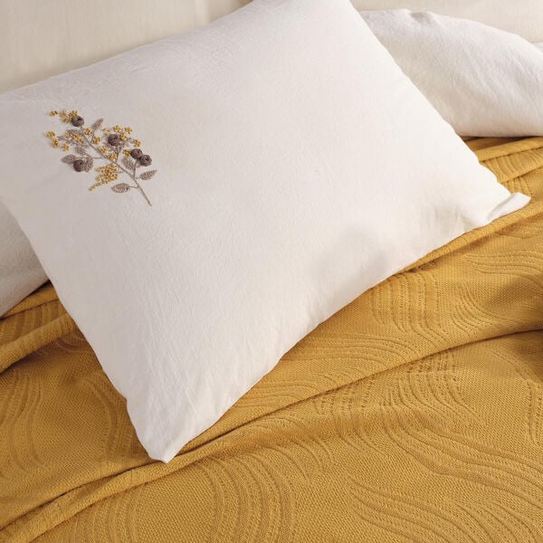 Royal Crest Çift Kişilik Nevresimli Pike Takımı Hardal
